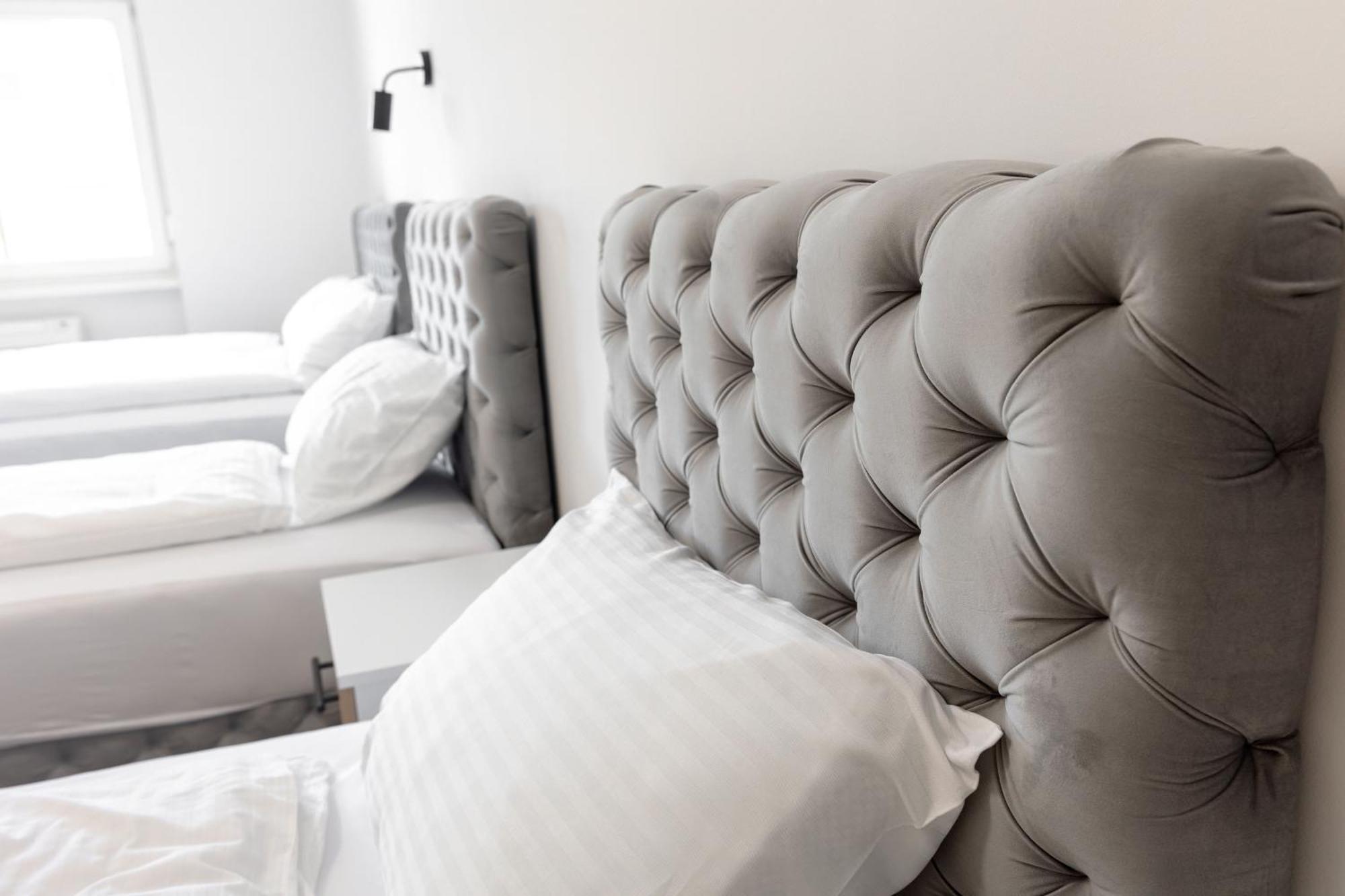 Luna Nera Apartments โนวีซาด ภายนอก รูปภาพ